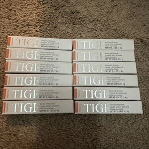 TIGI Diamond Lipstick - 12 pieces, color happiness.